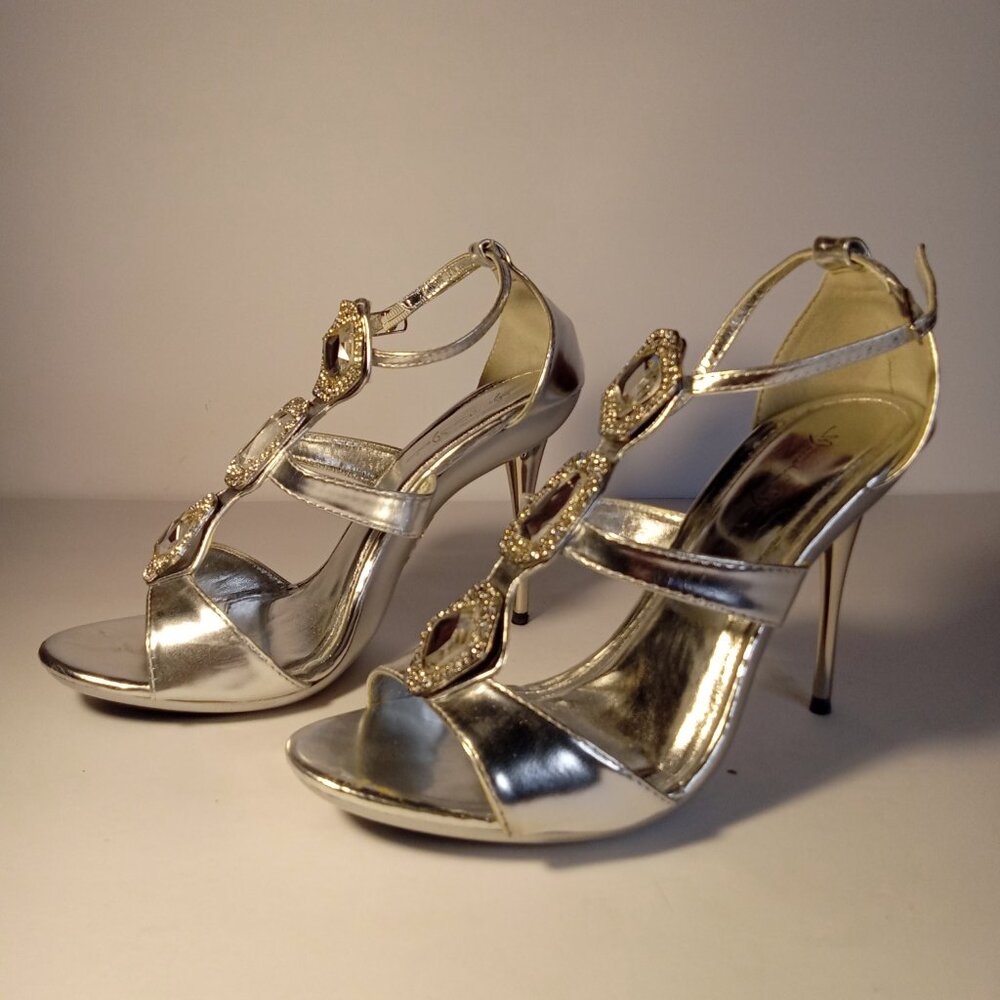 MANICHI MANI SHAUNA-08 SLIVER SIZE 8.5 HIGH HEEL SHOES